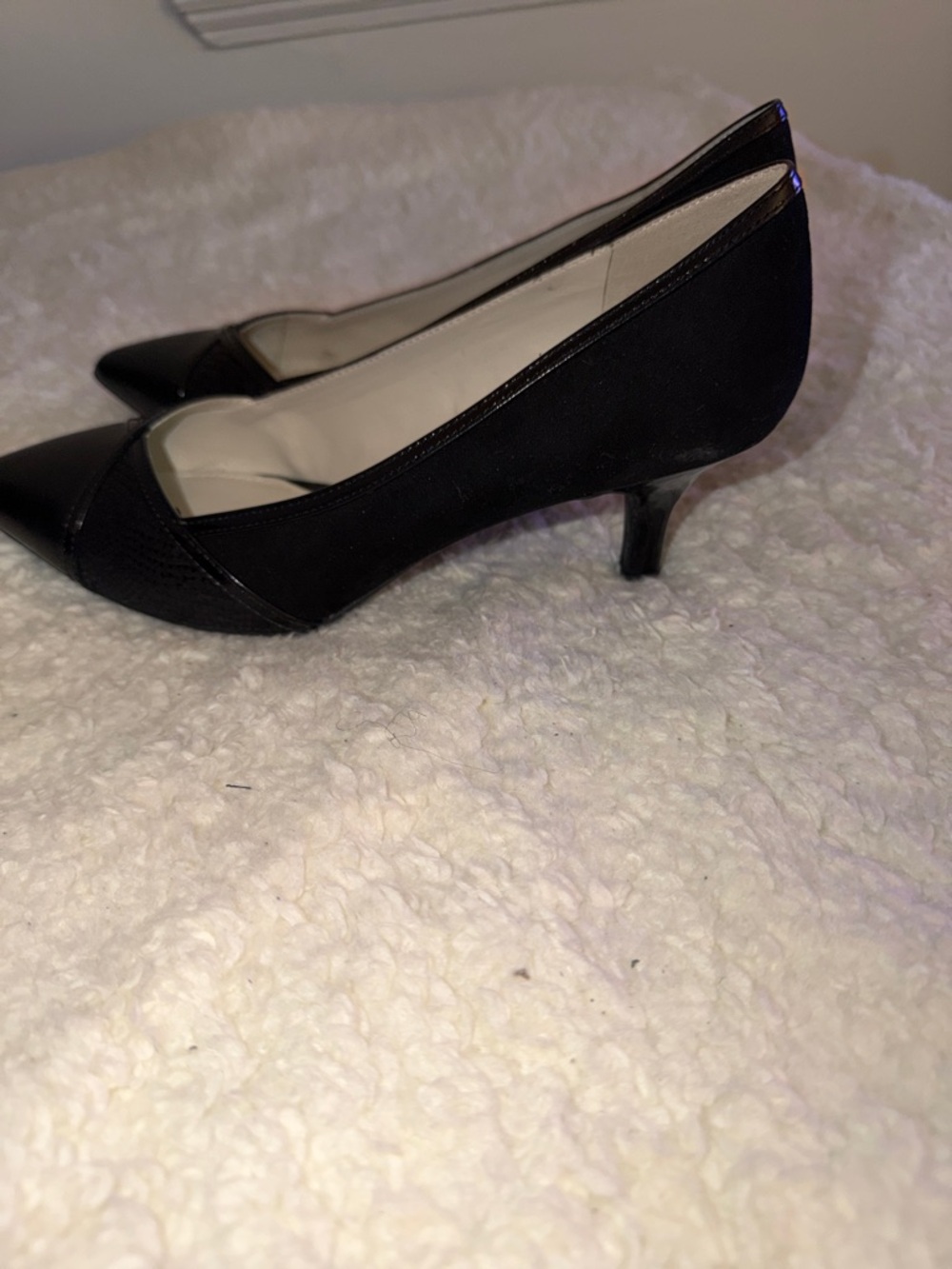 Anne Klein heels - Picture 3 of 7